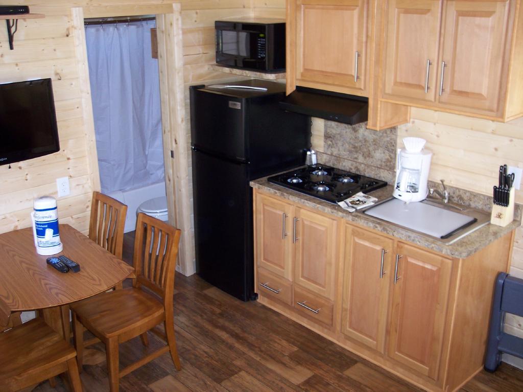 Russian River Camping Resort Cottage 7 Кловердейл Экстерьер фото